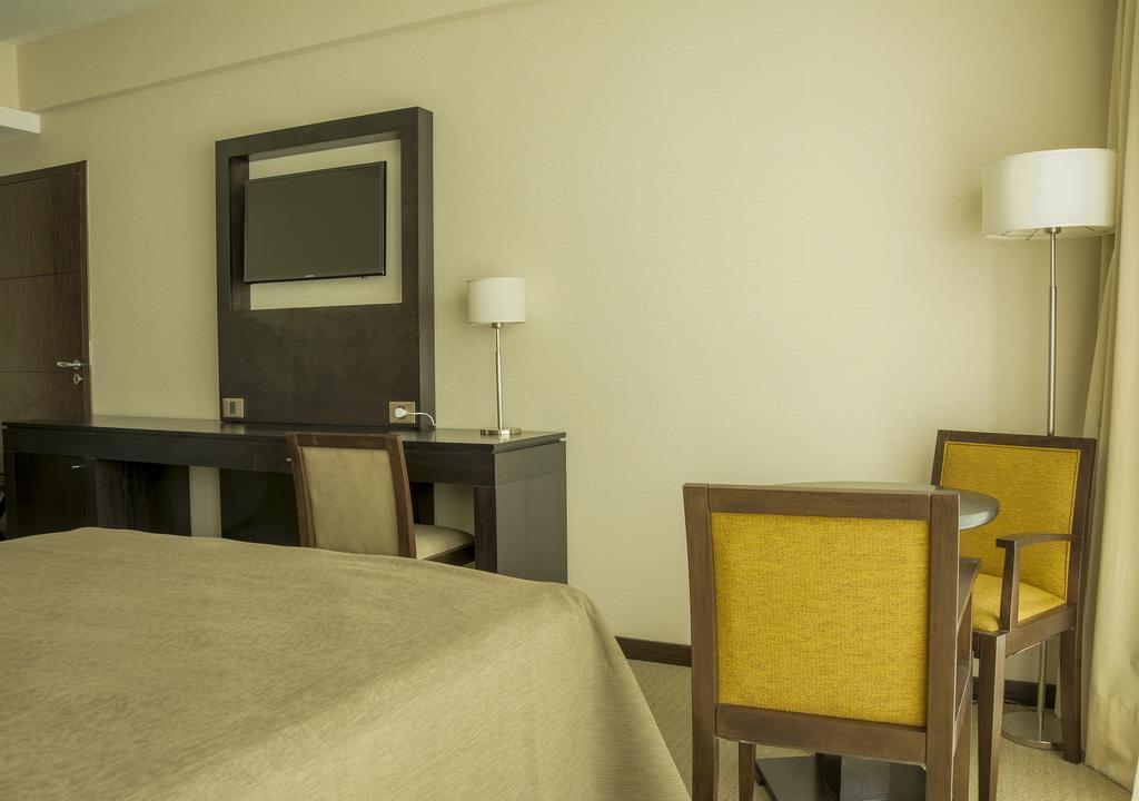 Howard Johnson Neuquen Room photo
