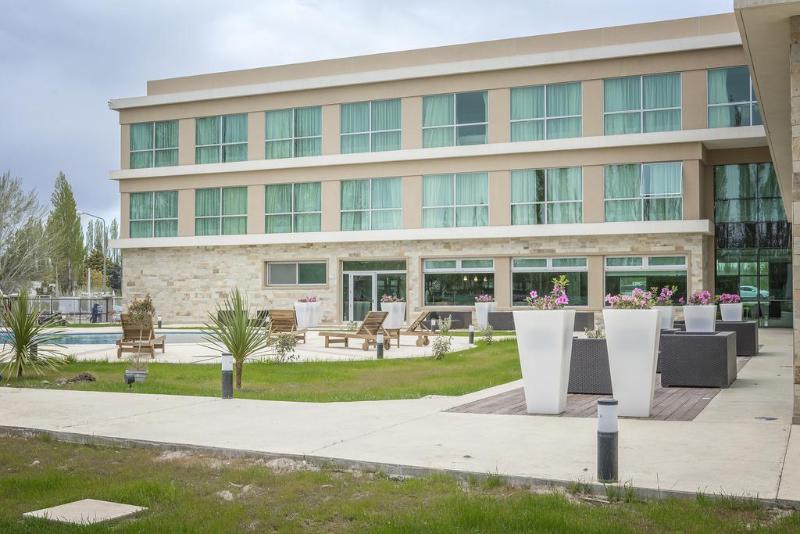 Howard Johnson Neuquen Exterior photo